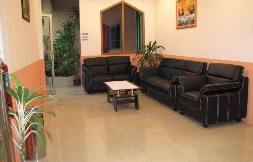 Hotel Mitra Garden Пангкалпинанг Екстериор снимка